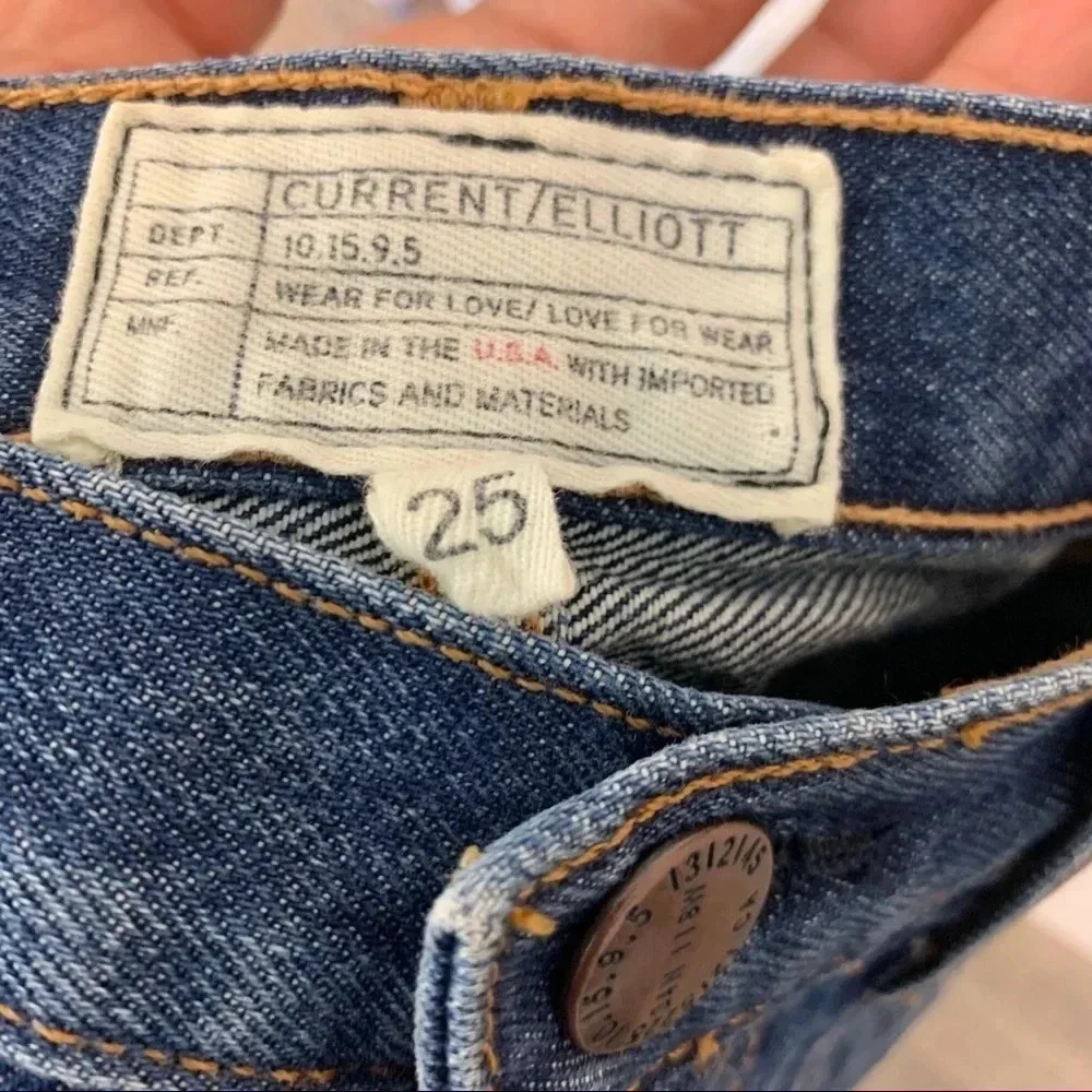 Current/Elliott like new